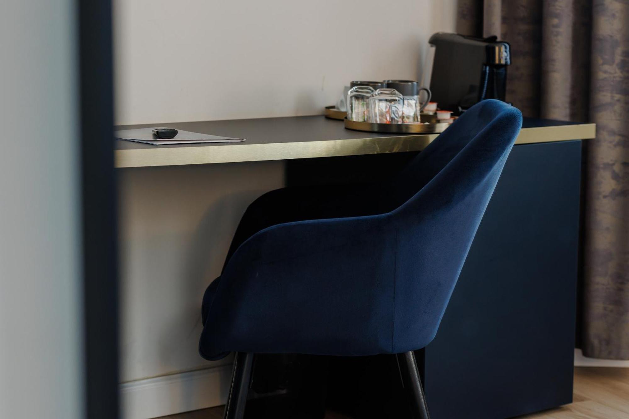 Hotel Atria Brasov Bagian luar foto